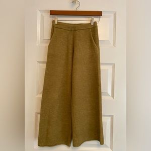 Zara girls olive green wide leg sweater pants size 10